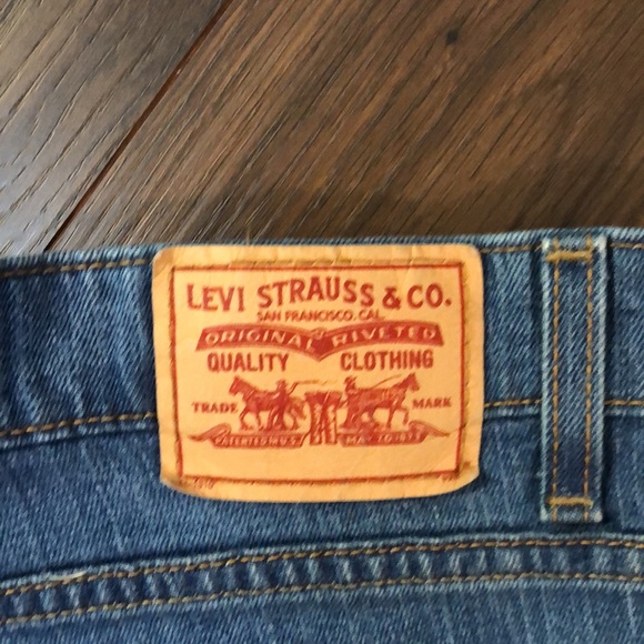 NWOT Levi’s Denim Shorts - Picture 6 of 8